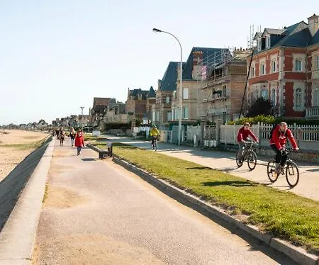 Le Saphir Apartment